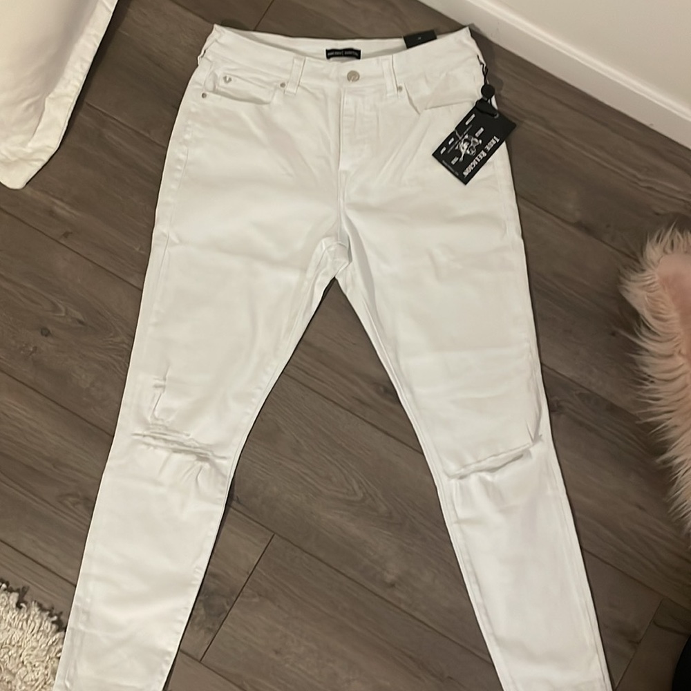 True religion Jennie curvy-light distressed white jeans. Brand New With Tags